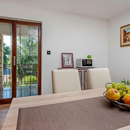 Apartment Nika 罗维尼 外观 照片