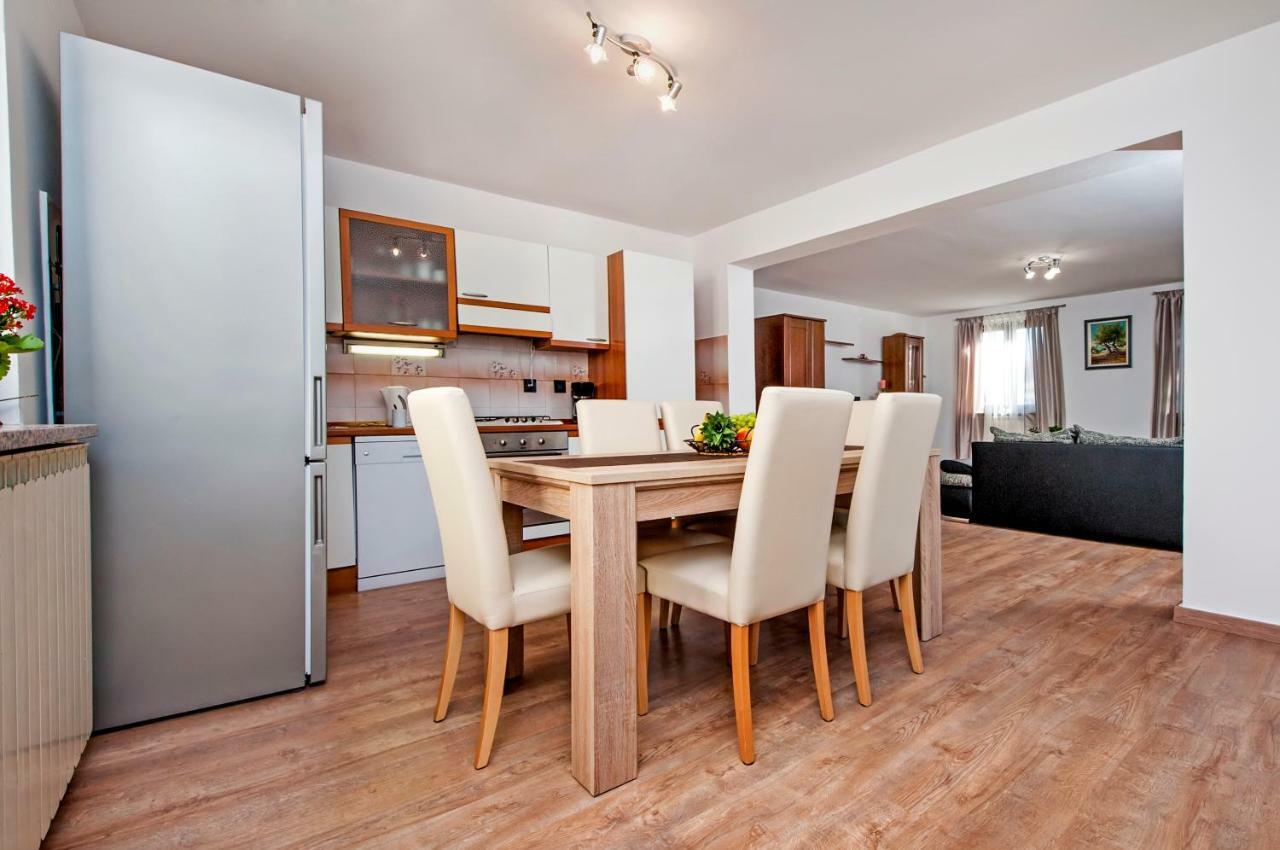 Apartment Nika 罗维尼 外观 照片